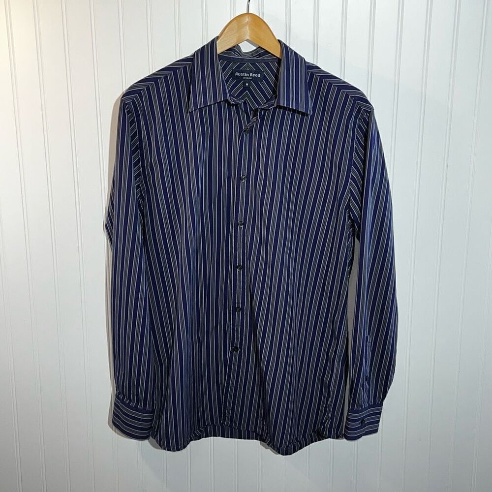 Austin Reed Button Up Shirt Men’s Medium Blue Stripped Long Sleeve Classic Dress